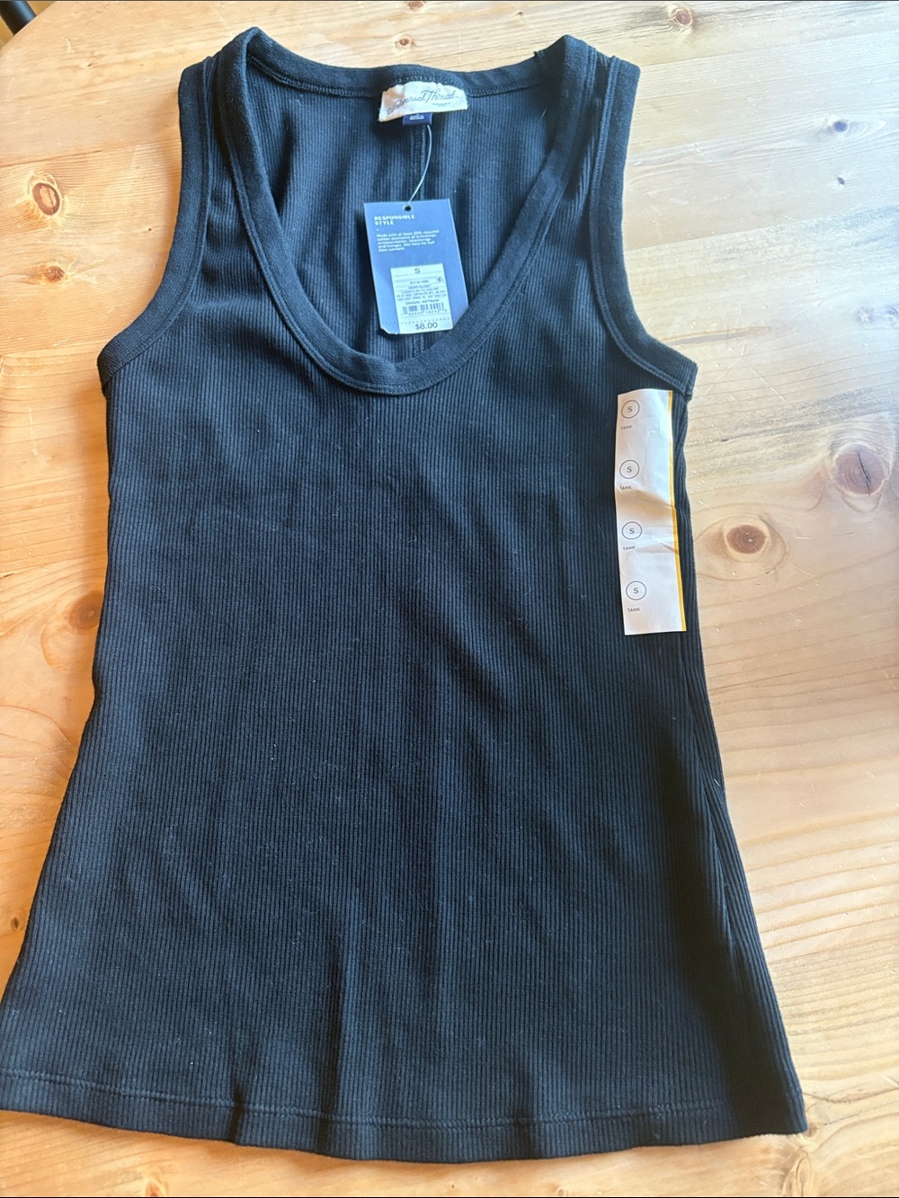 Black Ribbed Tank Scoop NWT Small Universal Thread